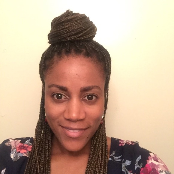 Meet your Posher, Nadia - Picture 1 of 1